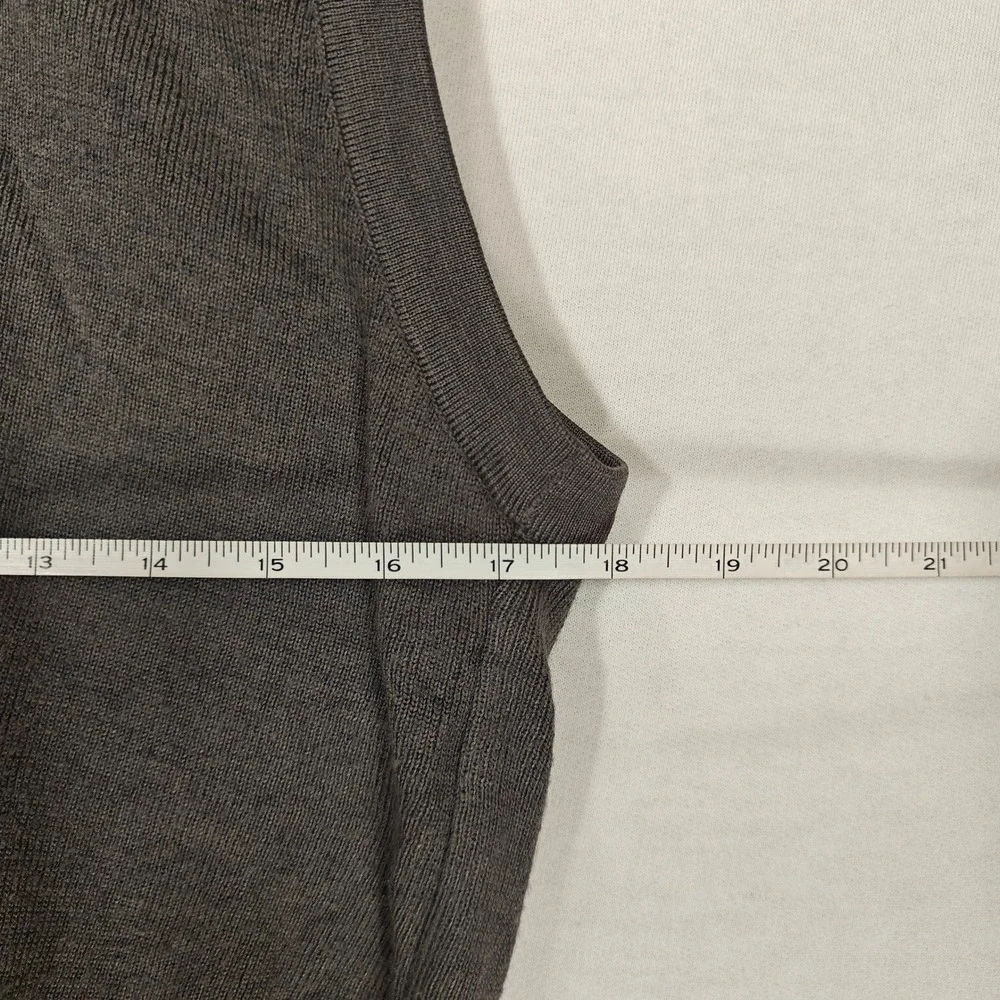Vintage Jetstar Gray Wool Blend V-Neck Sweater Vest Mens Size 38 Charcoal Marl